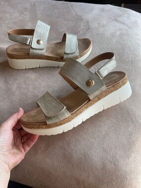 NEW sixe 9 Patrizia spring step Brushed Gold Cork Platform Sandal Noviane  wedge